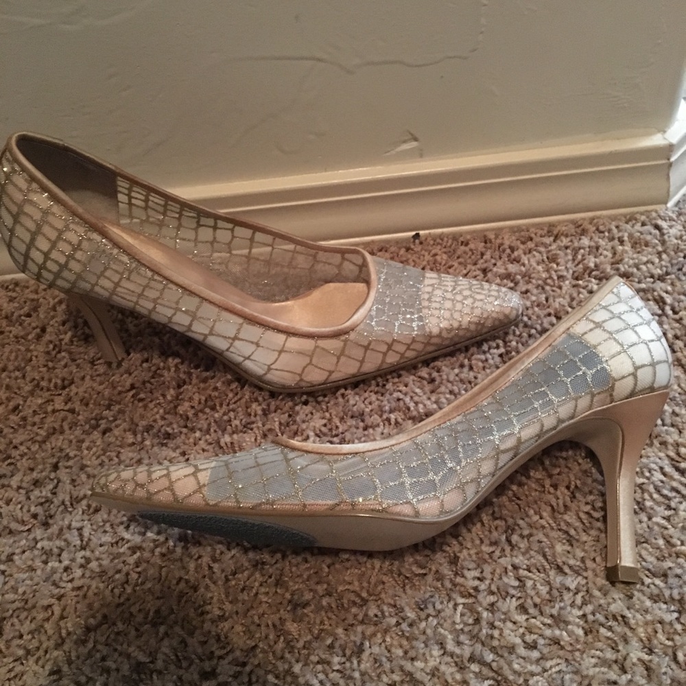 Dress shoes
